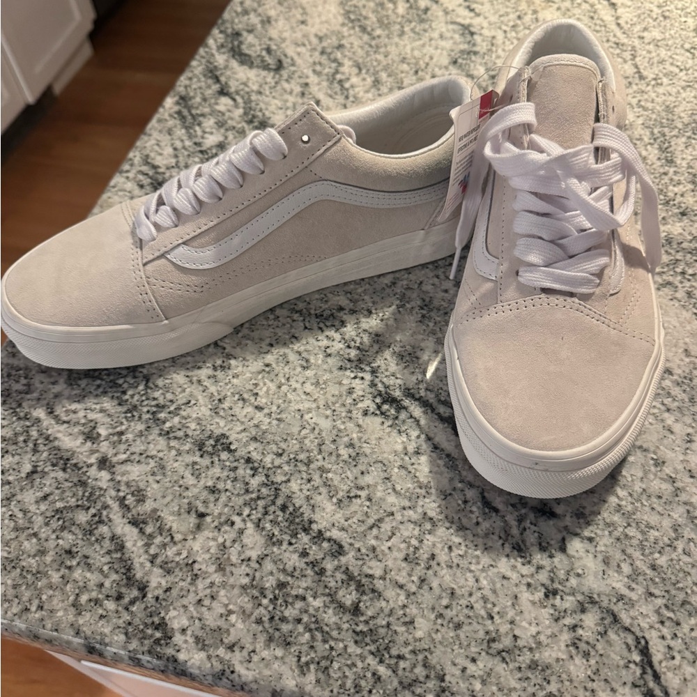 Vans Old Skool Classic Suede Sneakers